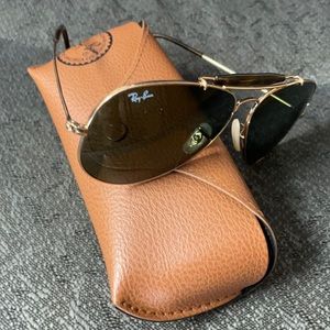 Rayban aviators sunglass (outdoors man)